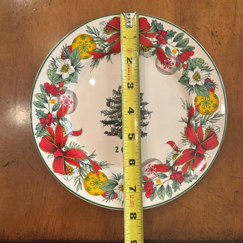 NWOT Spode Christmas Tree 2017 Annual Collector Plate - Picture 2 of 4